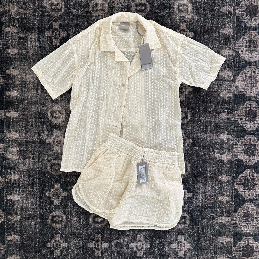 Kith Linen Eyelet Set